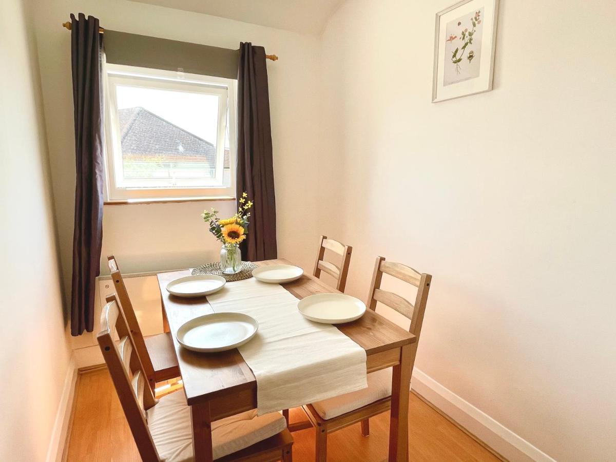 Apartament No2326 Tree-Hole Northolt  Zewnętrze zdjęcie
