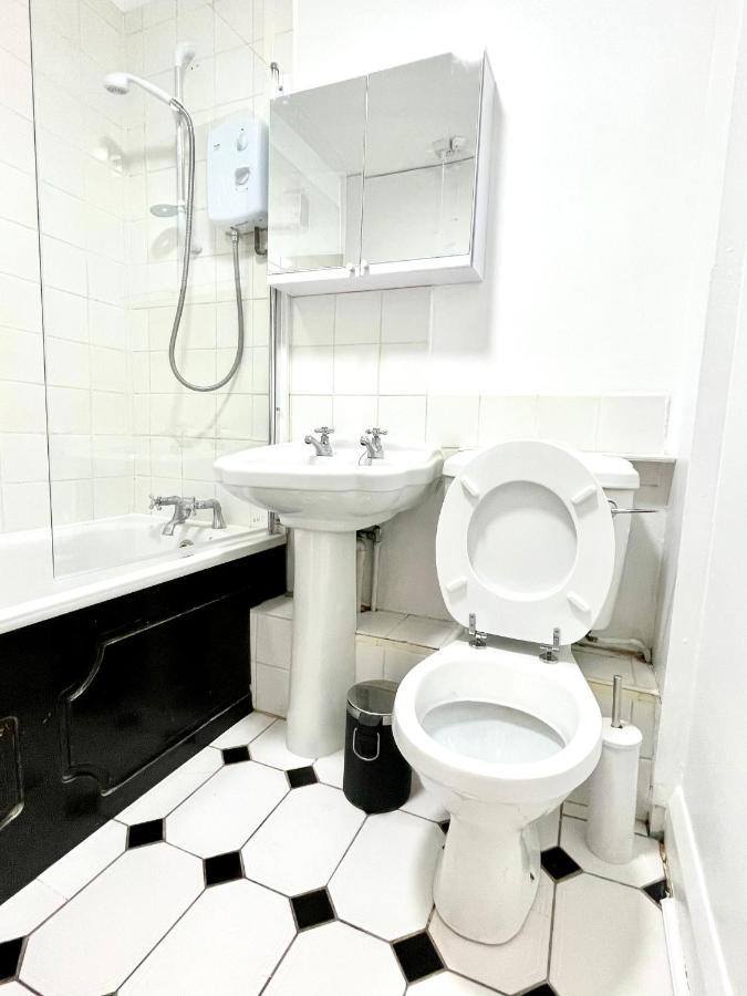 Apartament No2326 Tree-Hole Northolt  Zewnętrze zdjęcie