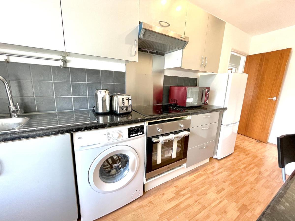 Apartament No2326 Tree-Hole Northolt  Zewnętrze zdjęcie